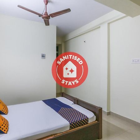 Spot On 63050 Kag Rooms Guduvancheri Exterior photo