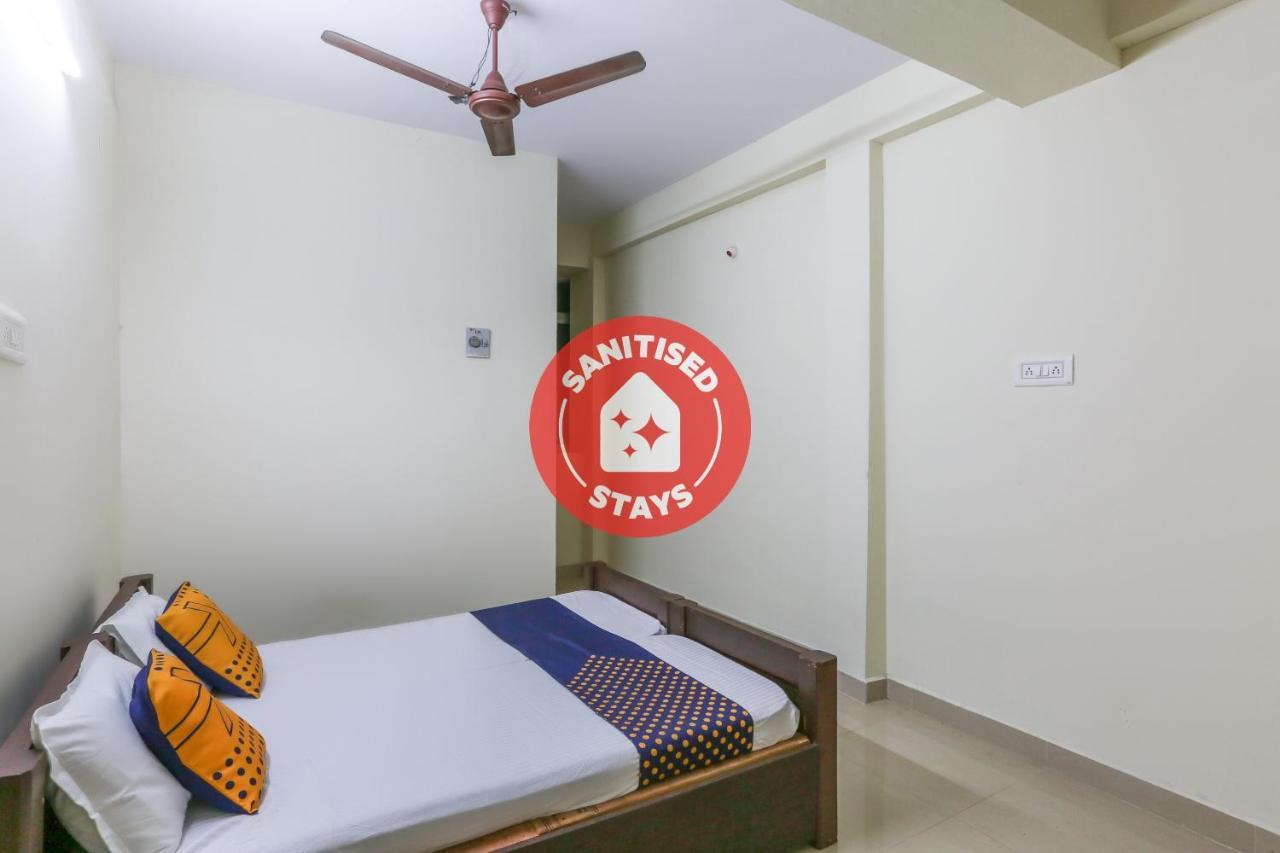 Spot On 63050 Kag Rooms Guduvancheri Exterior photo